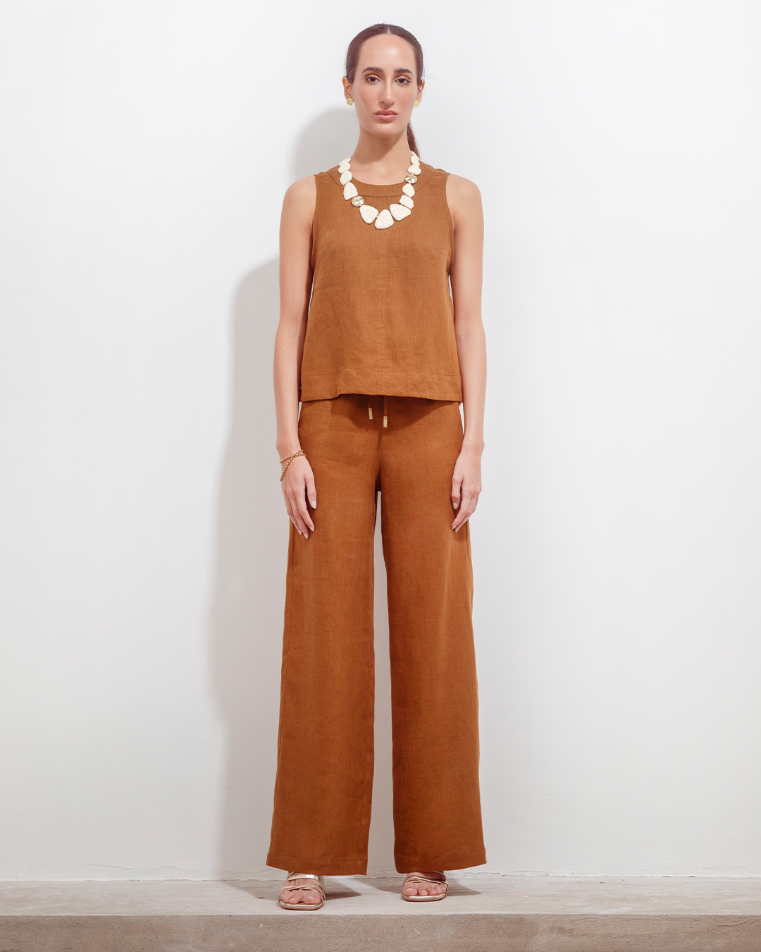 Teresa Pant Coffee Linen