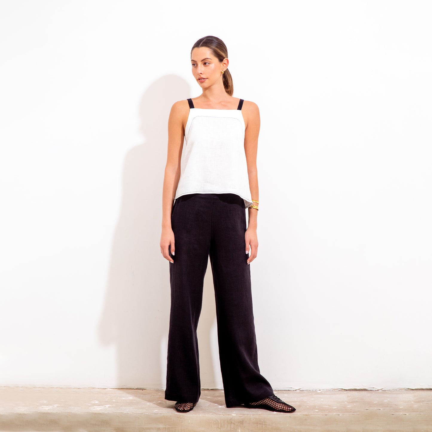 Teresita Top Natural and Black Linen