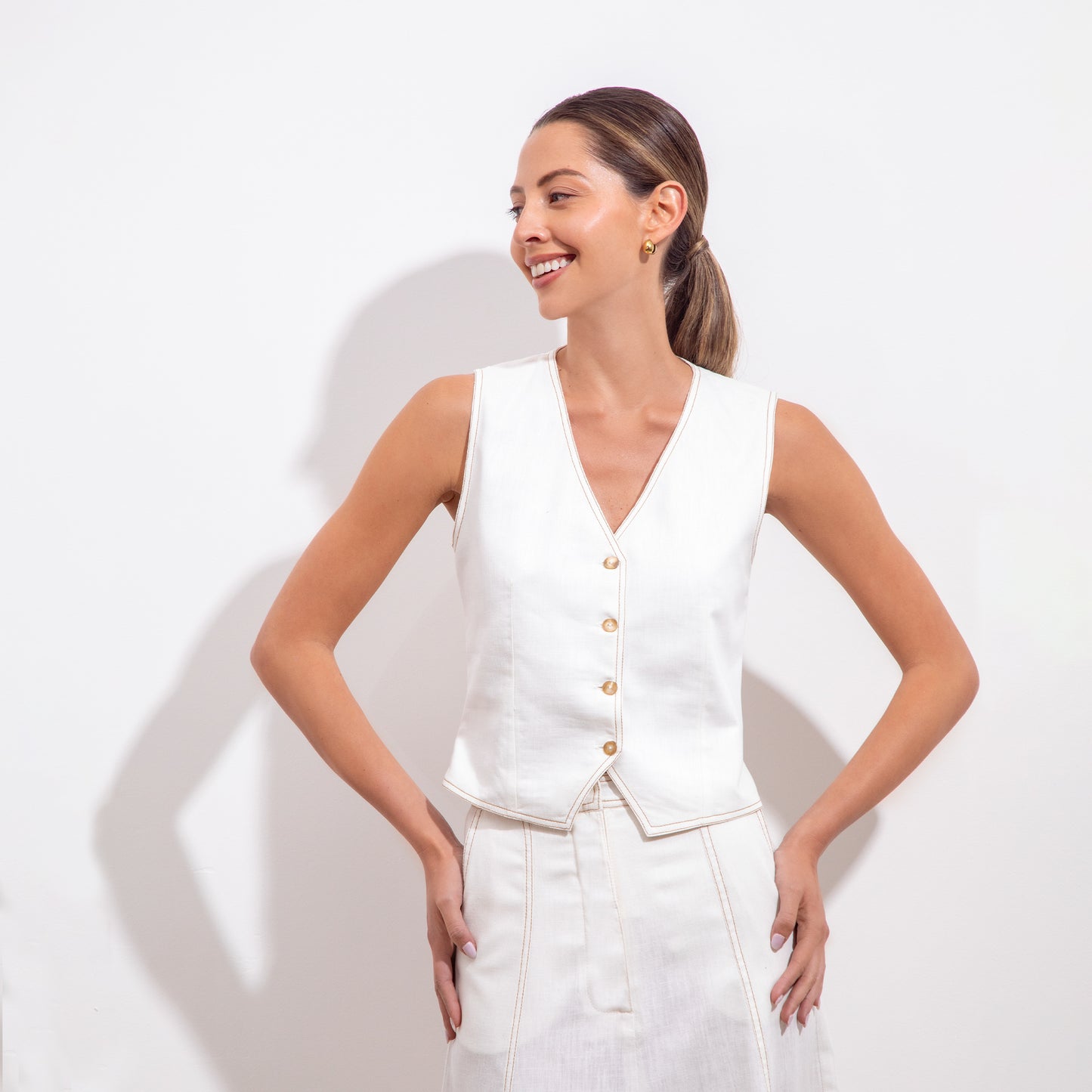 Nerea Vest Natural Viscose Linen